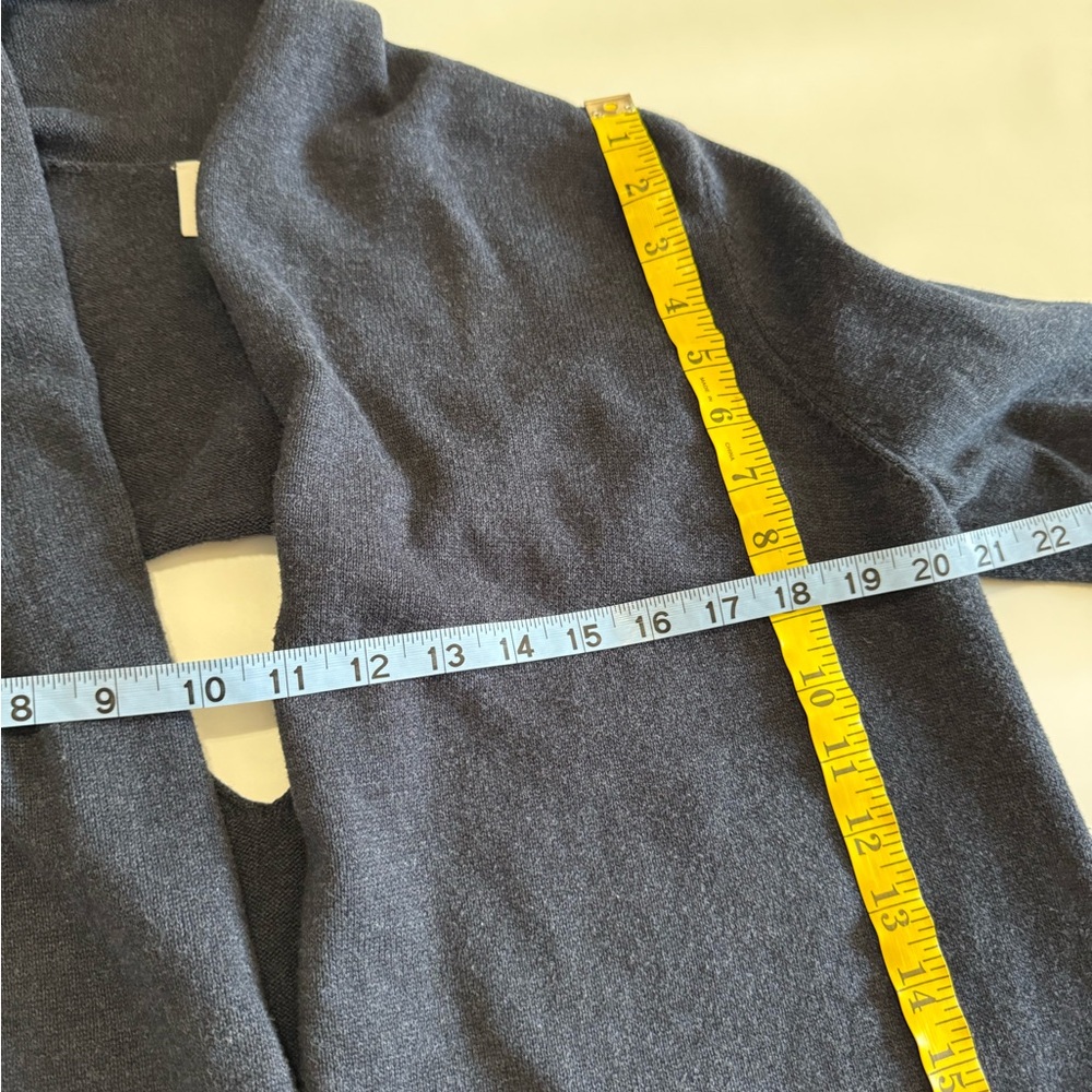 CABI “Victoria” navy blue 100% cotton cardigan sweater in size medium - Picture 11 of 11